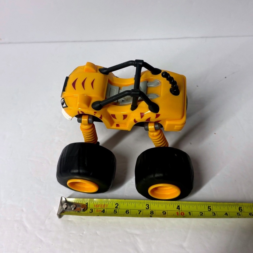 Blaze and the Monster Machines Monster Morphers Stripes Transforming Mattel 2015 - Picture 3 of 8